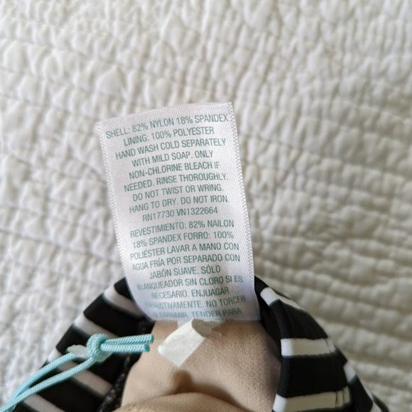 NWT Kona Sol Black White Striped Bikini Top - Size Small - Picture 6 of 7